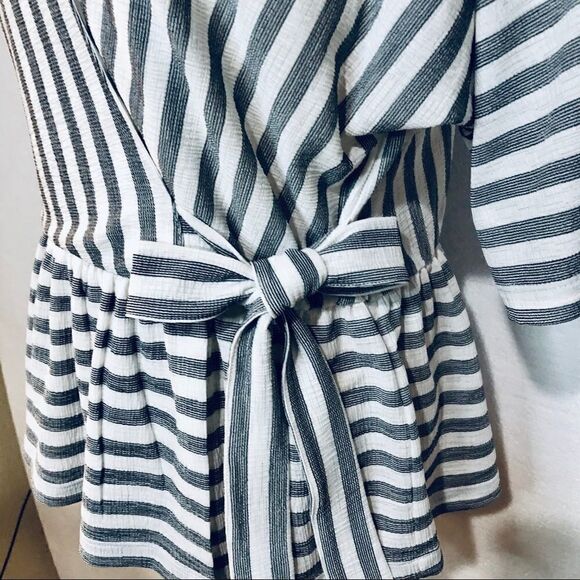 DKNY FAUX WRAP PEPLUM TOP - Picture 6 of 12